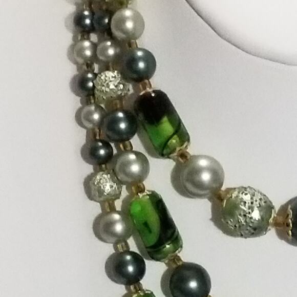 Japan three strand necklace 12" shortest layer - Picture 6 of 9